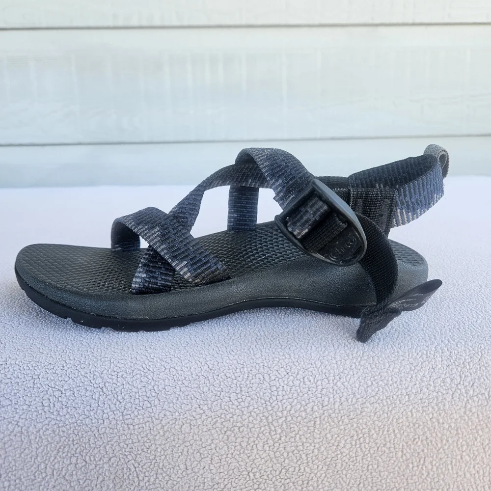Chaco ecotread hiking